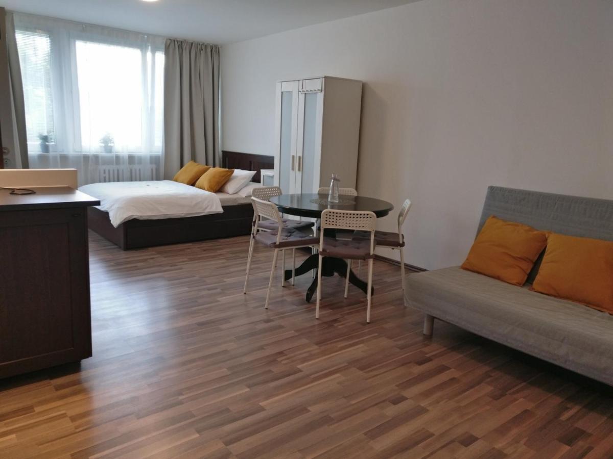 Invalidovna * Praga
